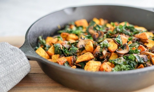 Sweet Potato Home Fries, Kale & Pepper Skillet